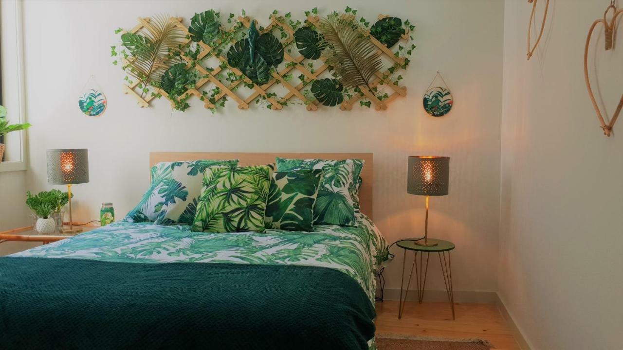 إسبِنو The Shore@Greencoast - Waterfront Beach House Espinho المظهر الخارجي الصورة