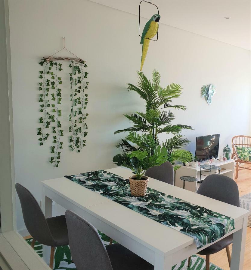 إسبِنو The Shore@Greencoast - Waterfront Beach House Espinho المظهر الخارجي الصورة