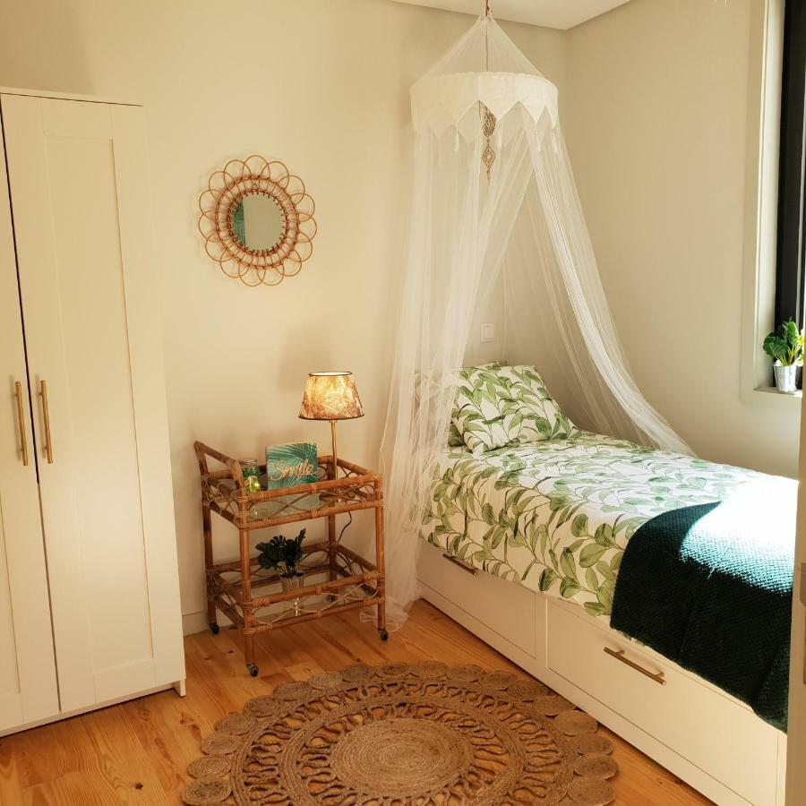 إسبِنو The Shore@Greencoast - Waterfront Beach House Espinho المظهر الخارجي الصورة
